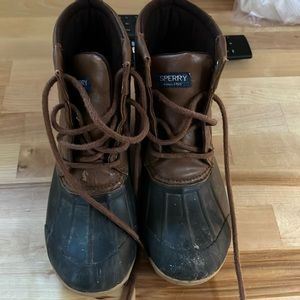 Size 1 boys sperry duck boots